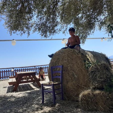 Agriturismo Codula Fuili 卡拉古诺内 外观 照片