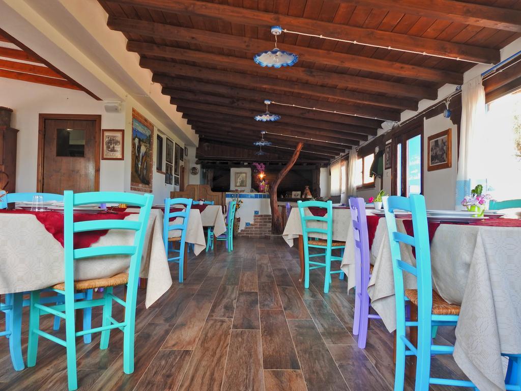 Agriturismo Codula Fuili 卡拉古诺内 外观 照片