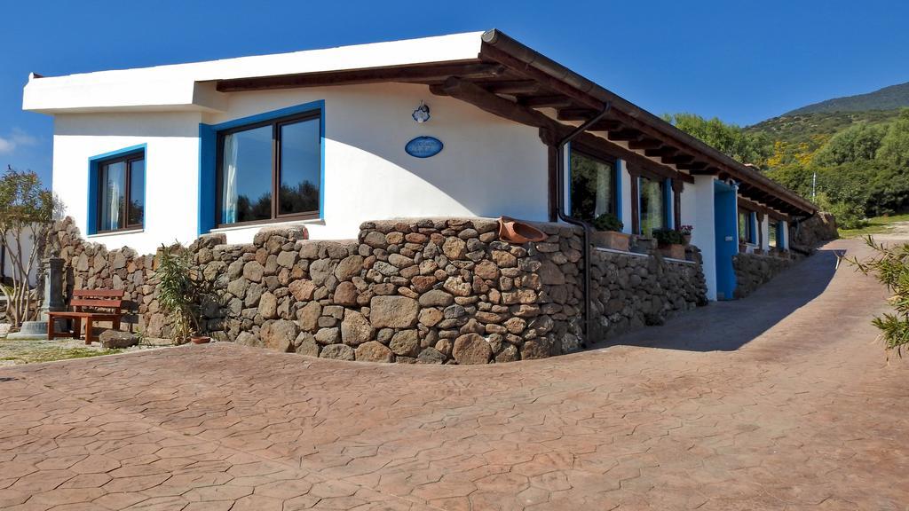 Agriturismo Codula Fuili 卡拉古诺内 外观 照片
