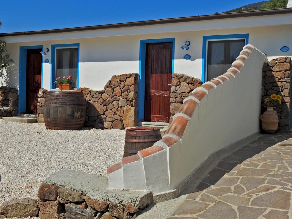 Agriturismo Codula Fuili 卡拉古诺内 外观 照片