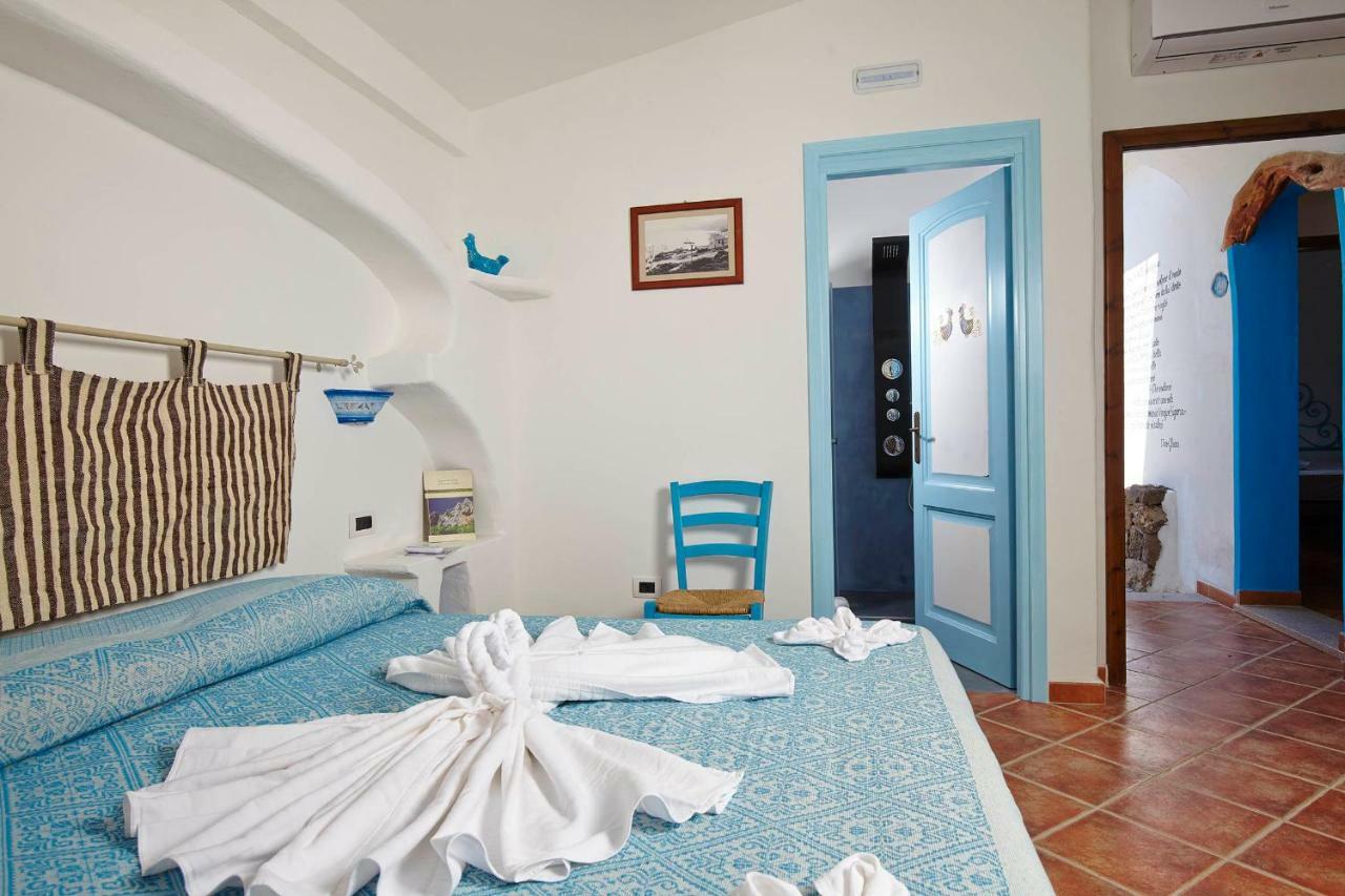 Agriturismo Codula Fuili 卡拉古诺内 外观 照片