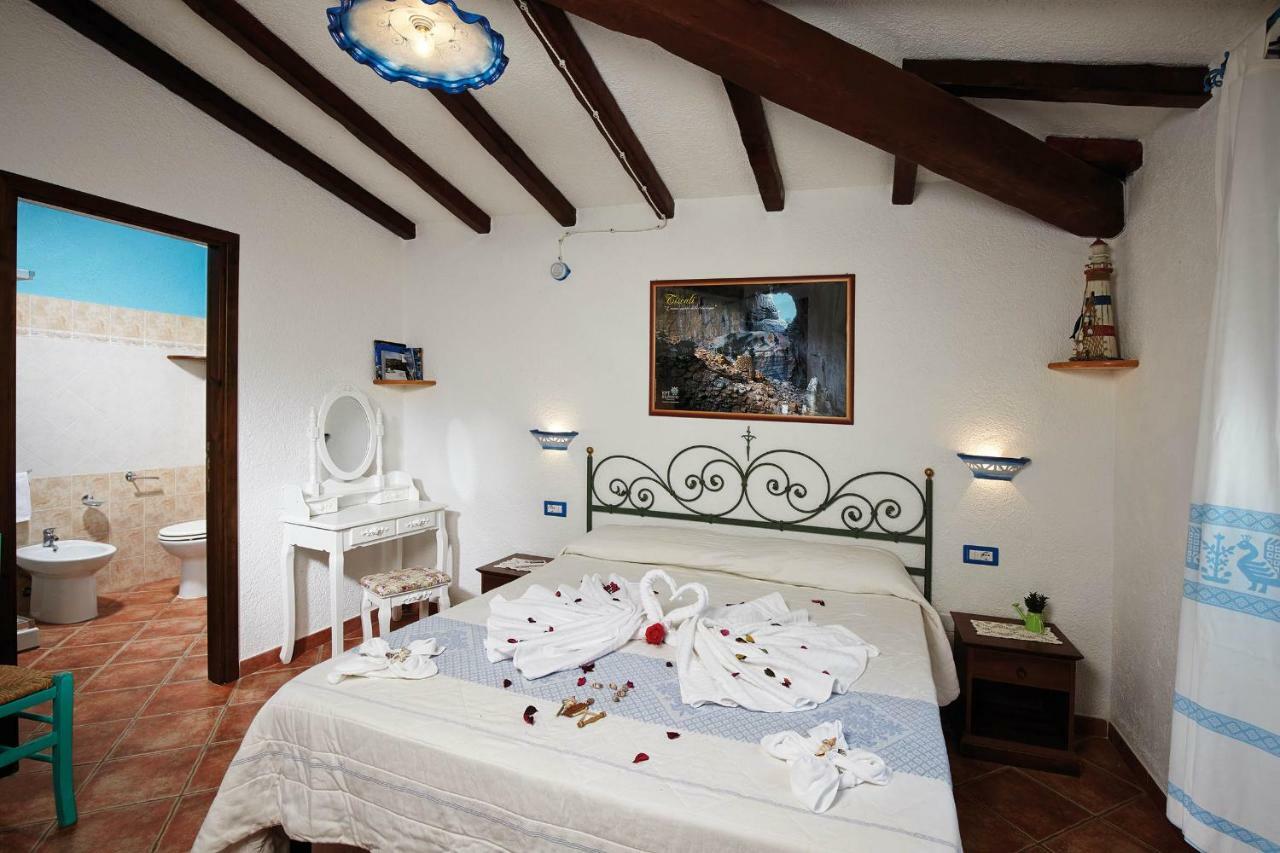 Agriturismo Codula Fuili 卡拉古诺内 外观 照片