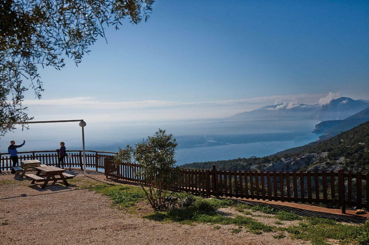 Agriturismo Codula Fuili 卡拉古诺内 外观 照片