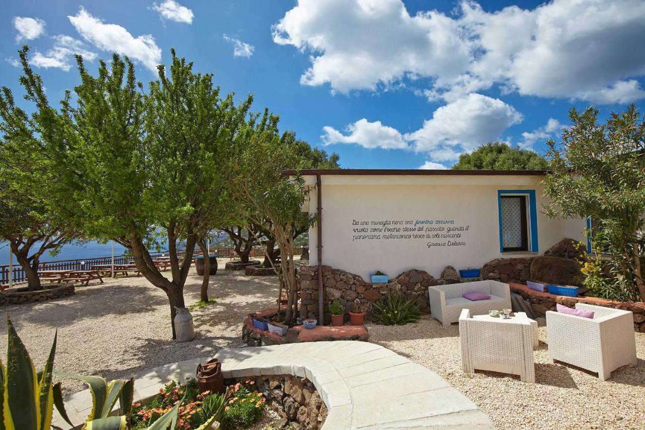 Agriturismo Codula Fuili 卡拉古诺内 外观 照片