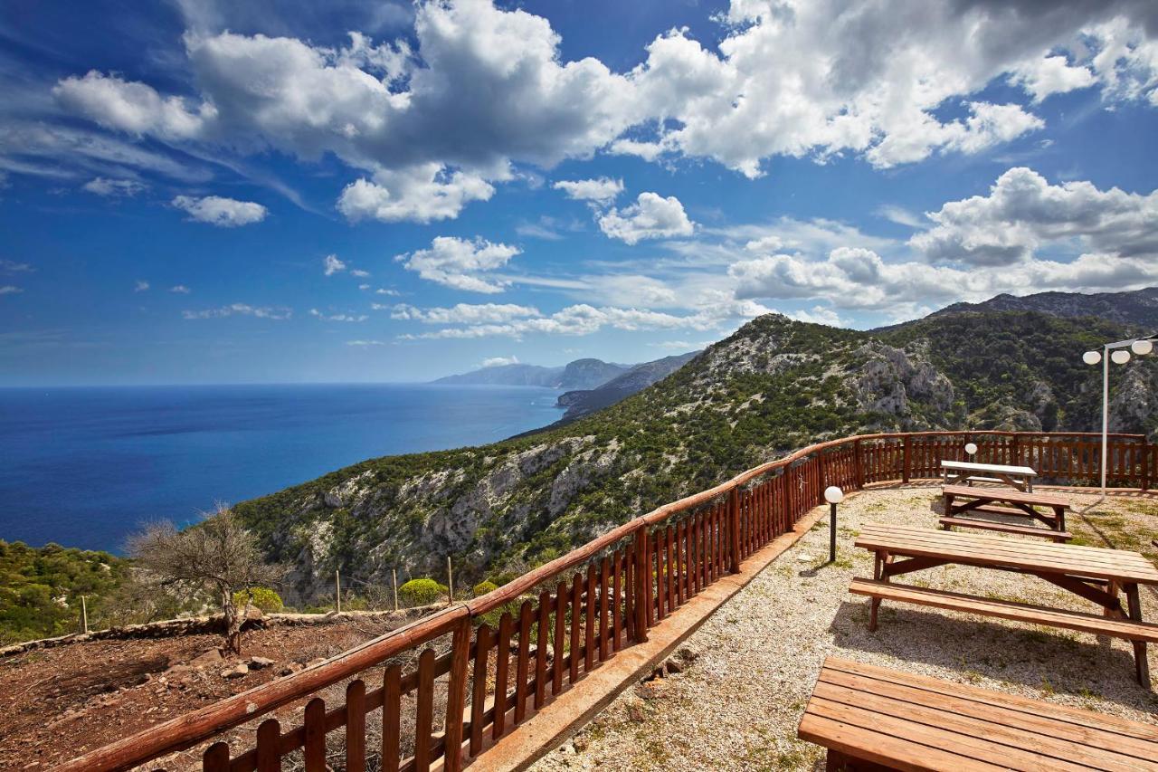 Agriturismo Codula Fuili 卡拉古诺内 外观 照片